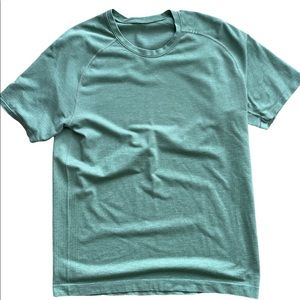 Mens Lululemon Tech Vent Shirt, Medium, Light Green